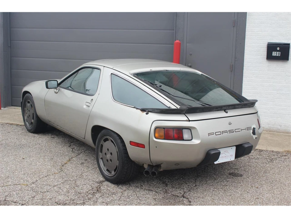 1981 Porsche 928 - Image 3 of 31