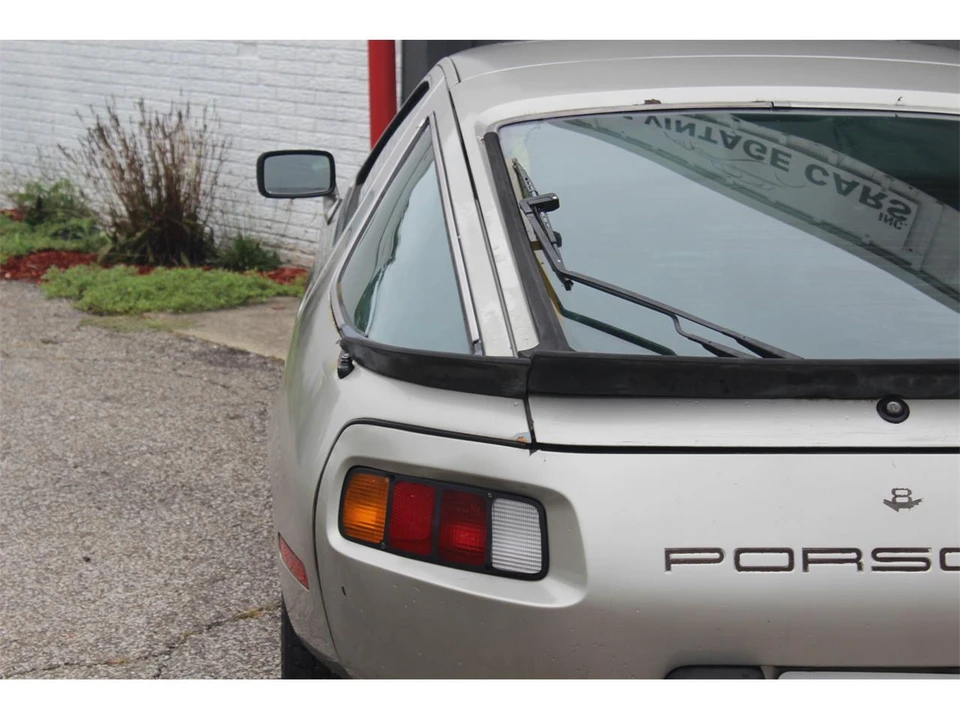 1981 Porsche 928 - Image 7 of 31