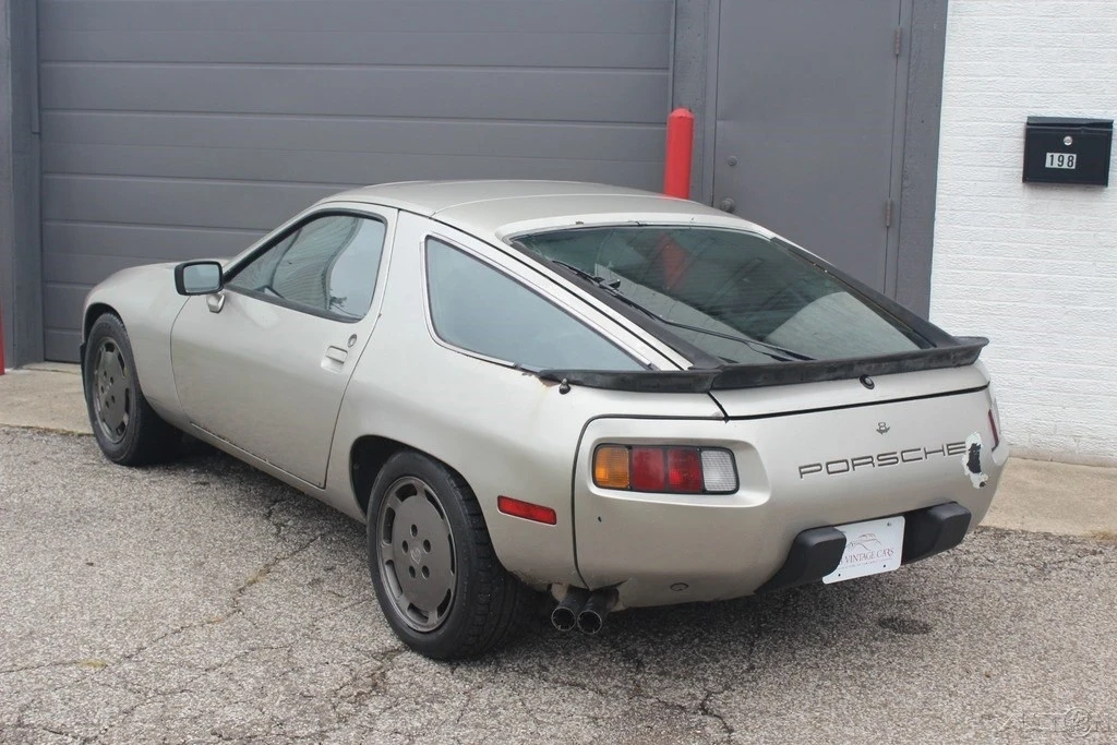 1981 Porsche 928 - Image 3 of 31