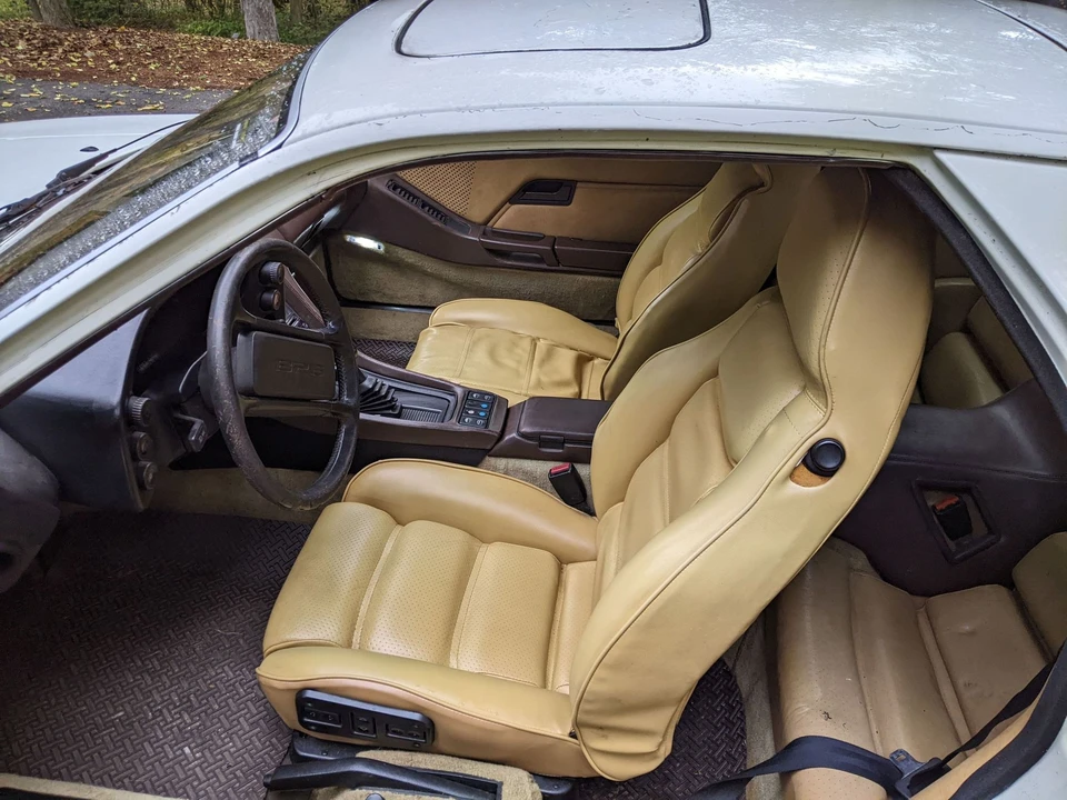 1981 Porsche 928 - Image 13 of 23