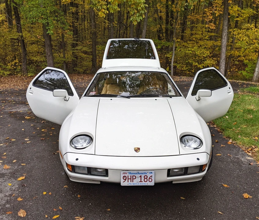 1981 Porsche 928 - Image 3 of 23