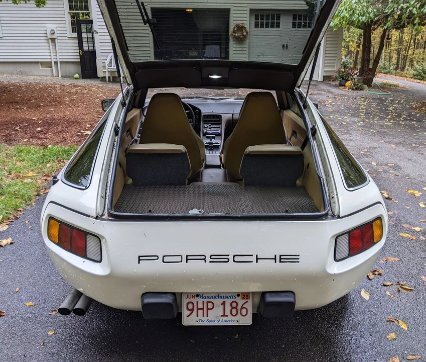 1981 Porsche 928 - Image 15 of 23