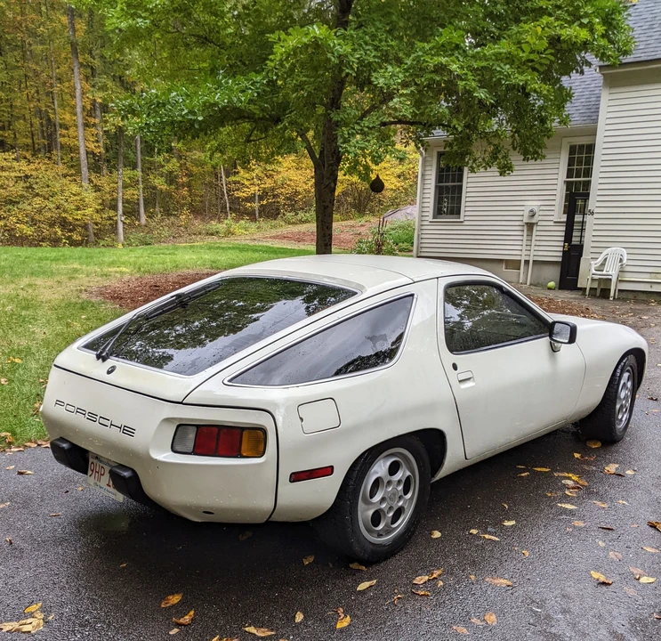 1981 Porsche 928 - Image 8 of 23