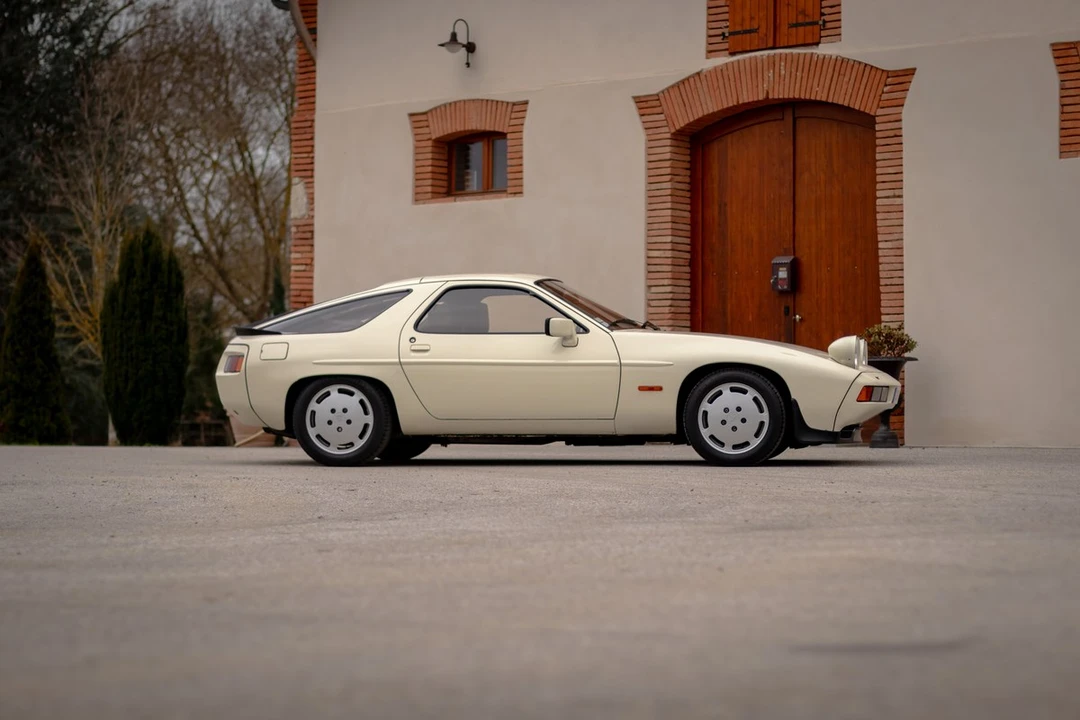 1981 Porsche 928 S - Image 26 of 30