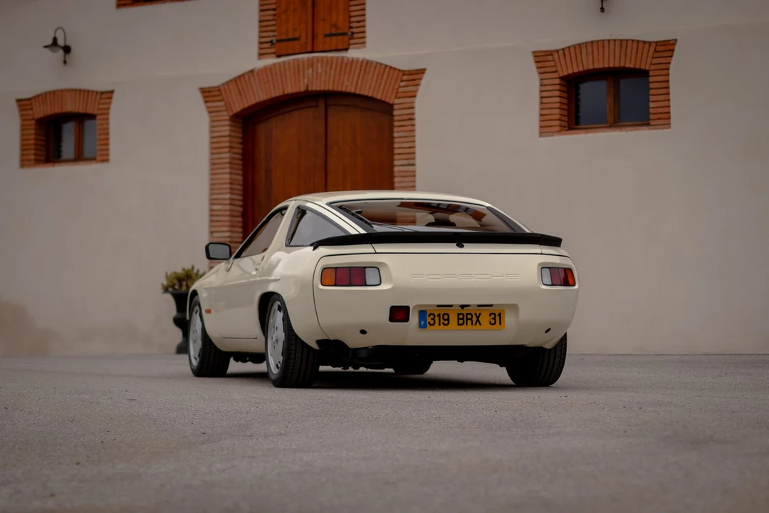 1981 Porsche 928 S - Image 18 of 30