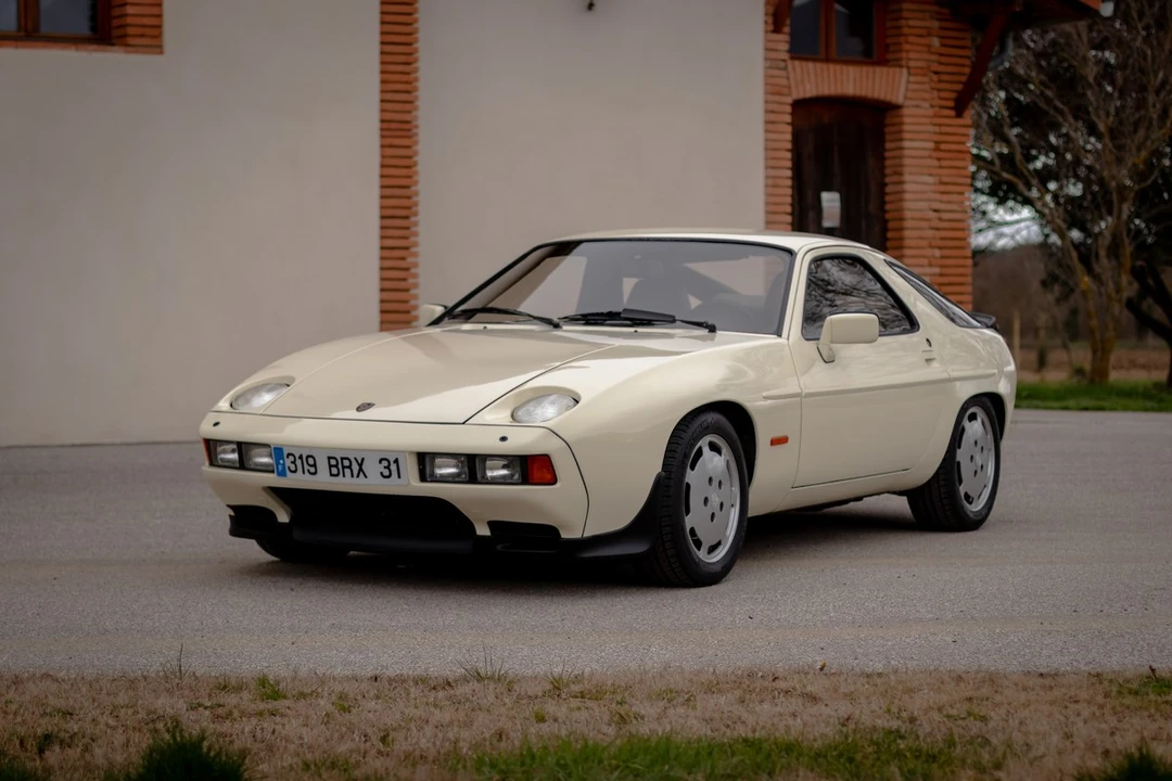 1981 Porsche 928 S - Image 5 of 30