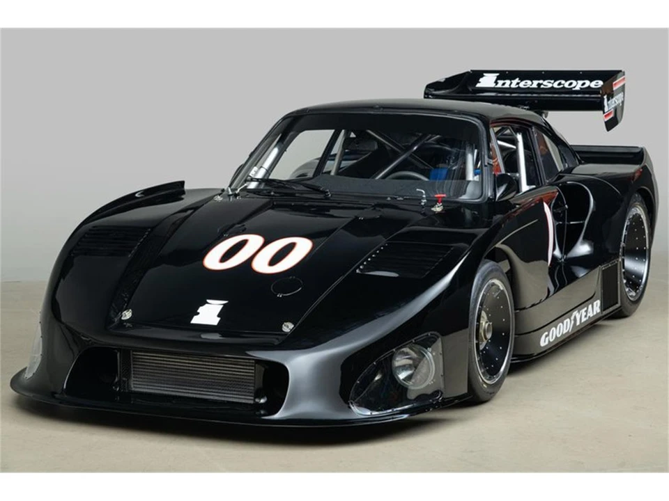 1981 Porsche 934 & 935 - Image 2 of 31