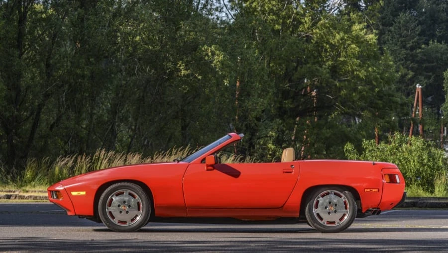 1981 Porsche 928 - Image 2 of 12
