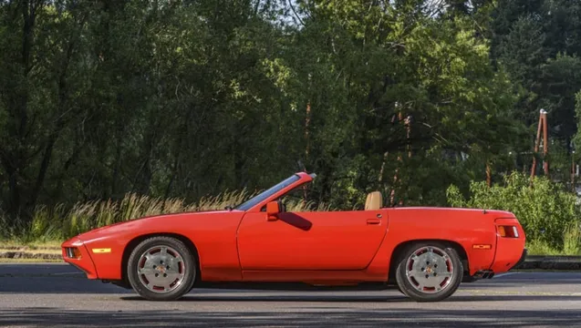 1981 Porsche 928 - Image 2 of 12