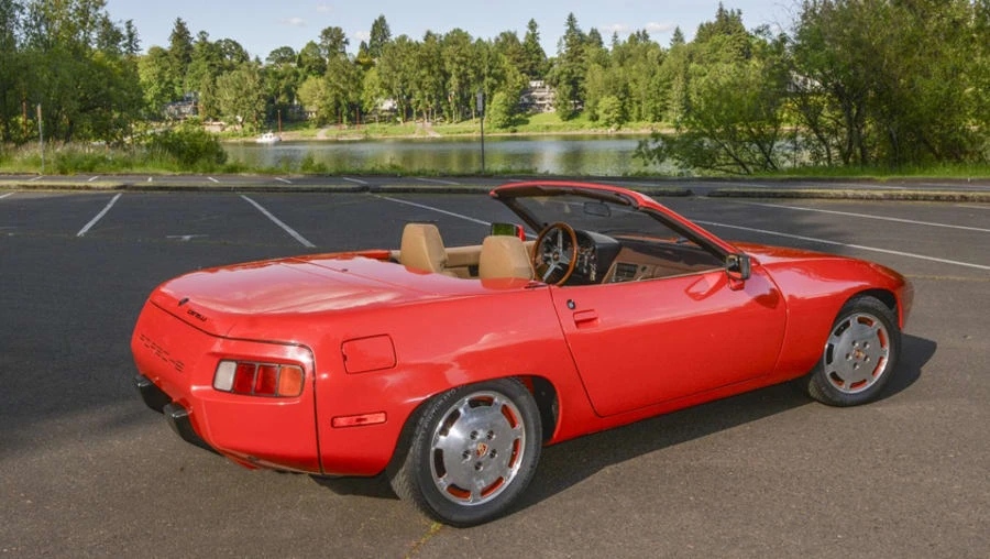 1981 Porsche 928 - Image 3 of 12