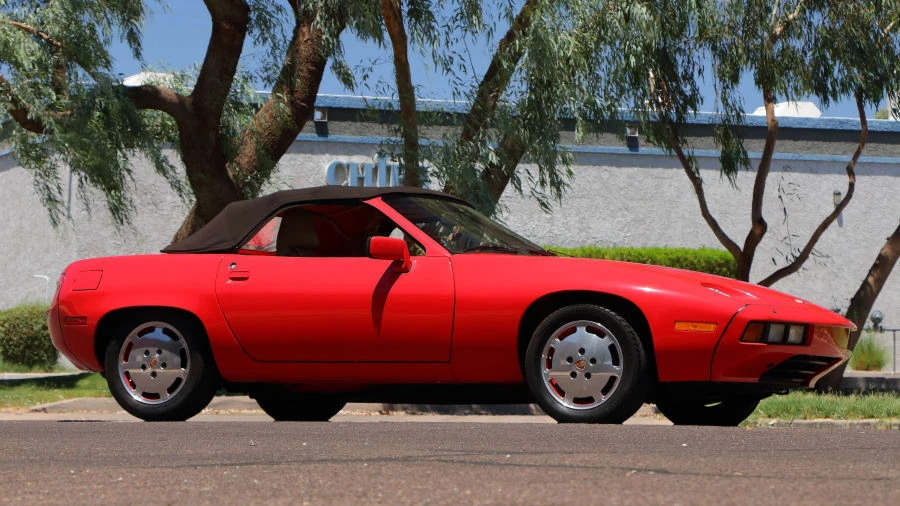 1981 Porsche 928 - Image 8 of 20