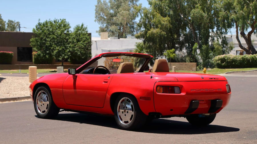 1981 Porsche 928 - Image 13 of 20