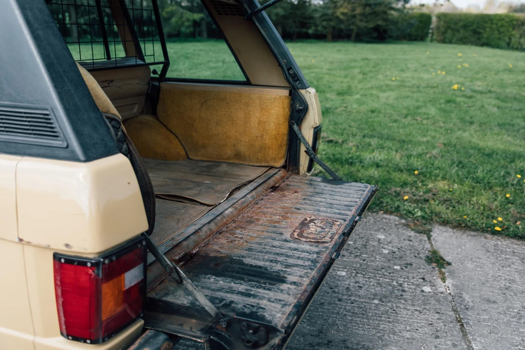1981 Land Rover Range Rover Classic - Image 11 of 31