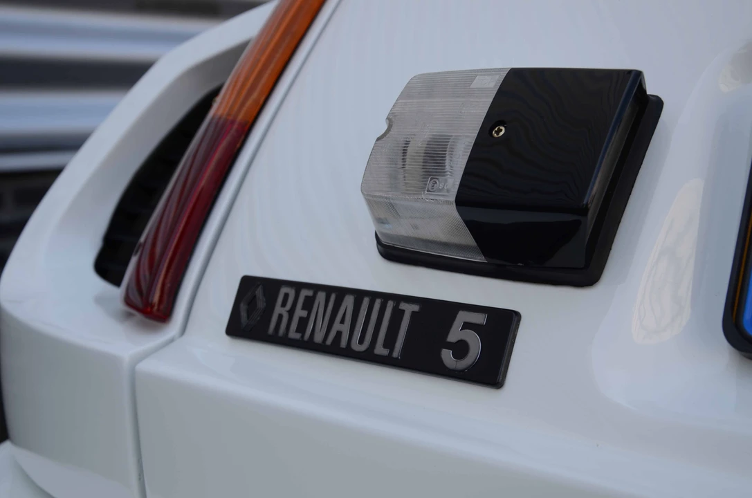 1981 Renault 5 Turbo 1 - Image 28 of 31