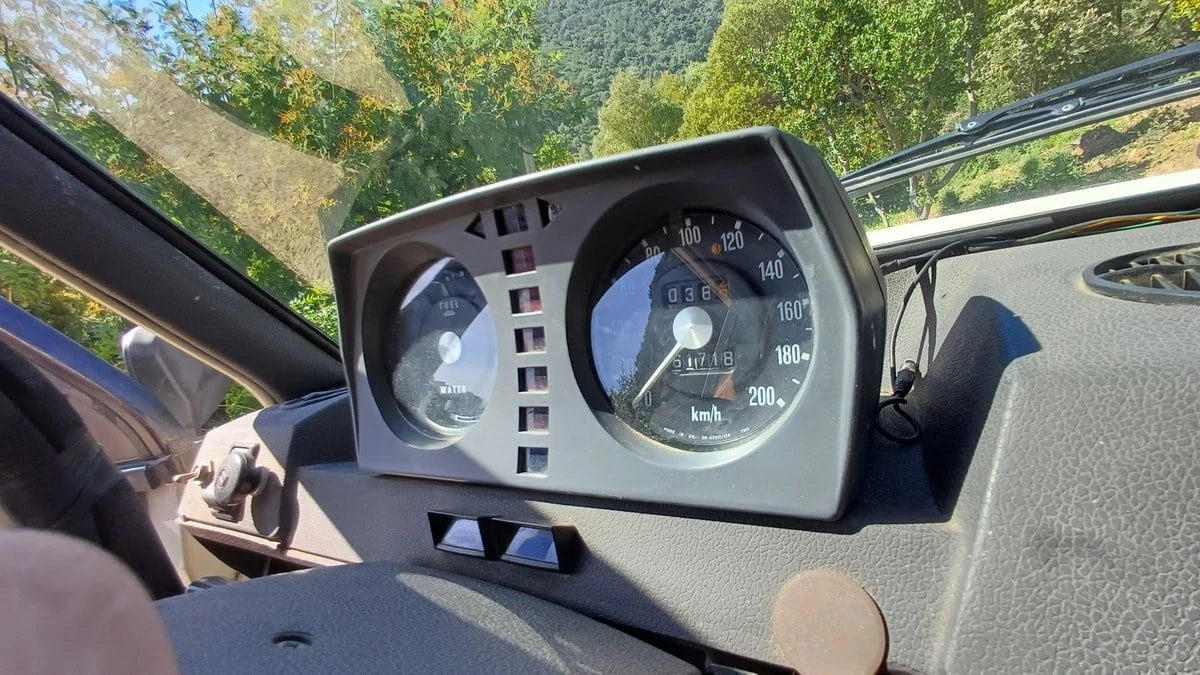 1981 Land Rover Range Rover Classic - Image 11 of 30