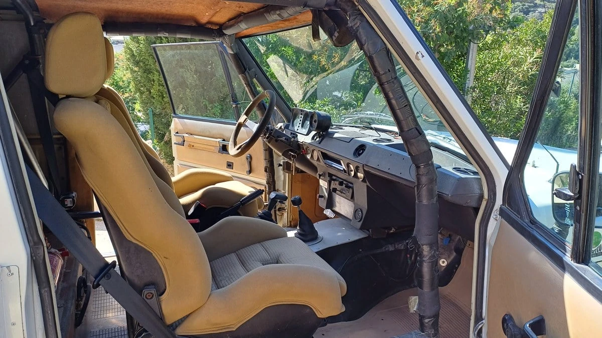 1981 Land Rover Range Rover Classic - Image 13 of 30