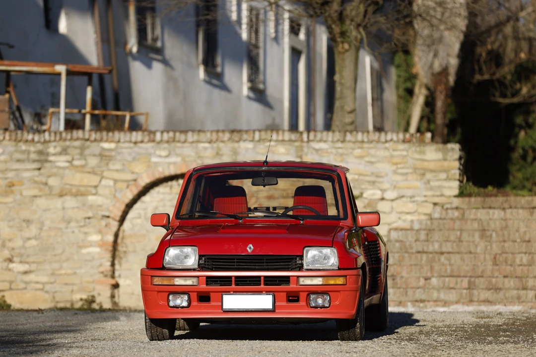1981 Renault 5 Turbo 1 - Image 2 of 31