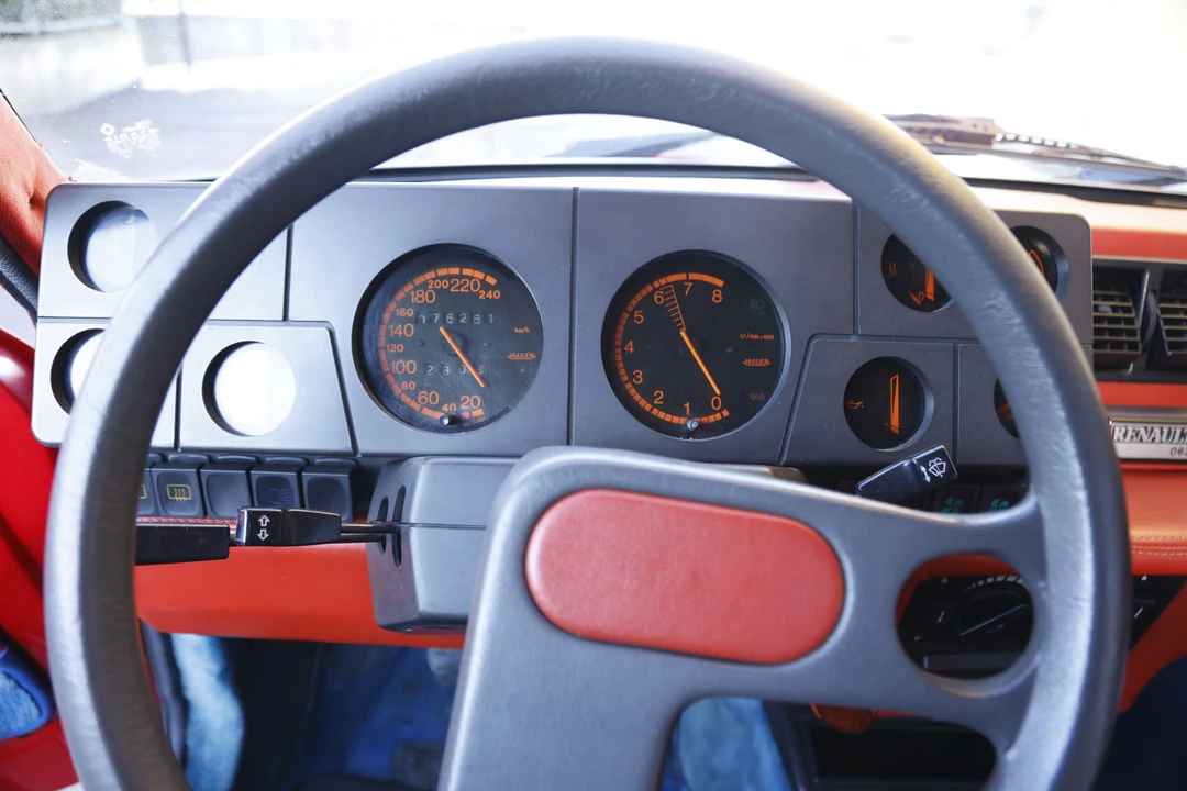 1981 Renault 5 Turbo 1 - Image 17 of 31