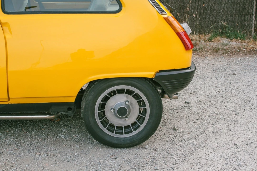 1981 Renault 5 - Image 30 of 31