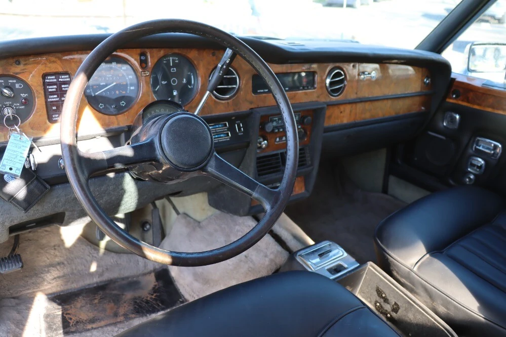 1981 Rolls-Royce Corniche Series I - Image 8 of 10