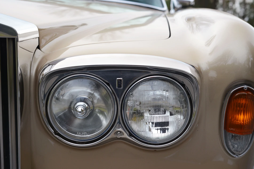 1981 Rolls-Royce Corniche Series I - Image 13 of 14