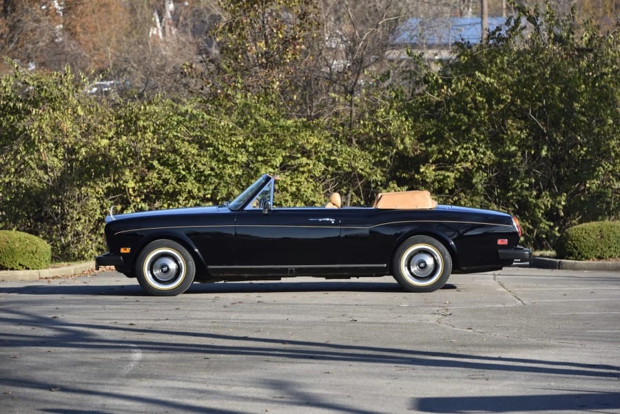 1981 Rolls-Royce Corniche Series I - Image 2 of 31