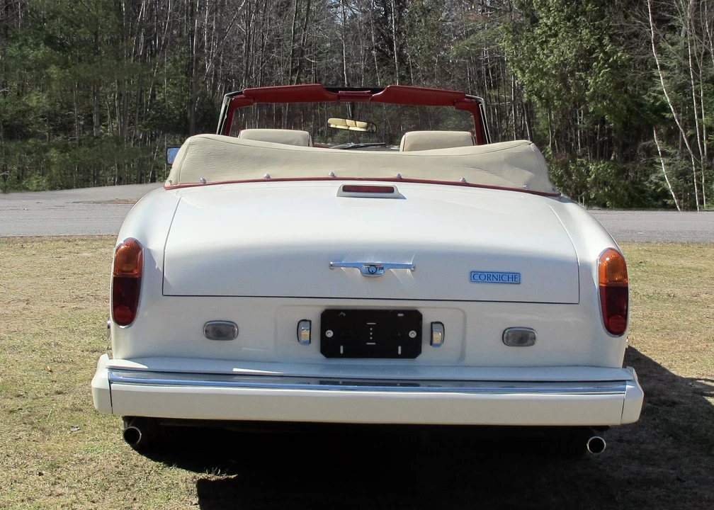1981 Rolls-Royce Corniche Series I - Image 27 of 31