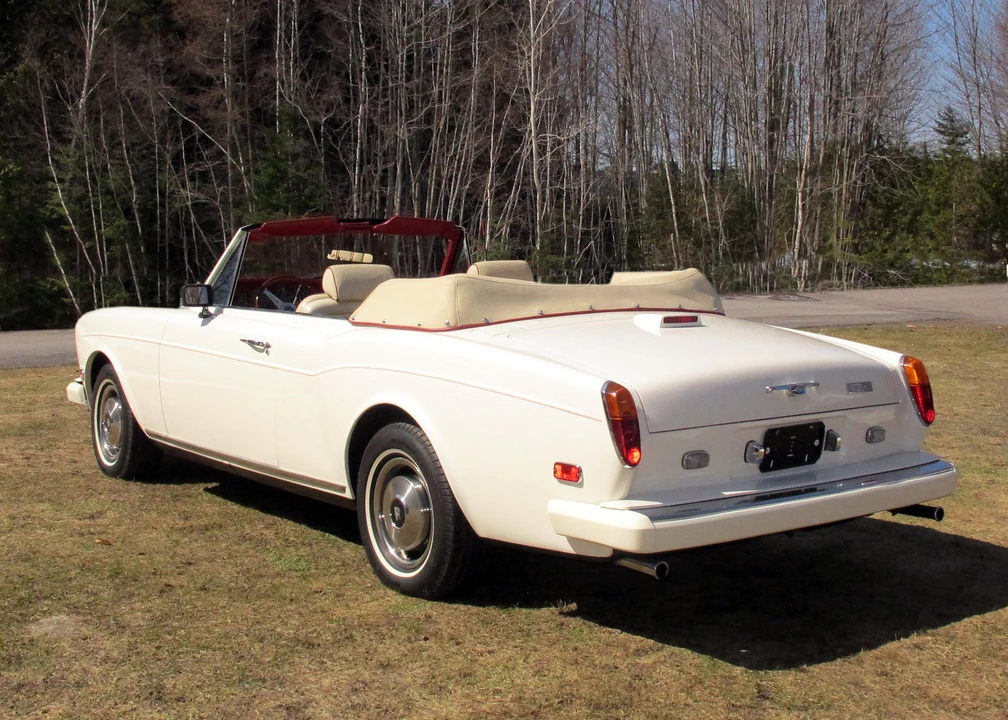 1981 Rolls-Royce Corniche Series I - Image 2 of 31