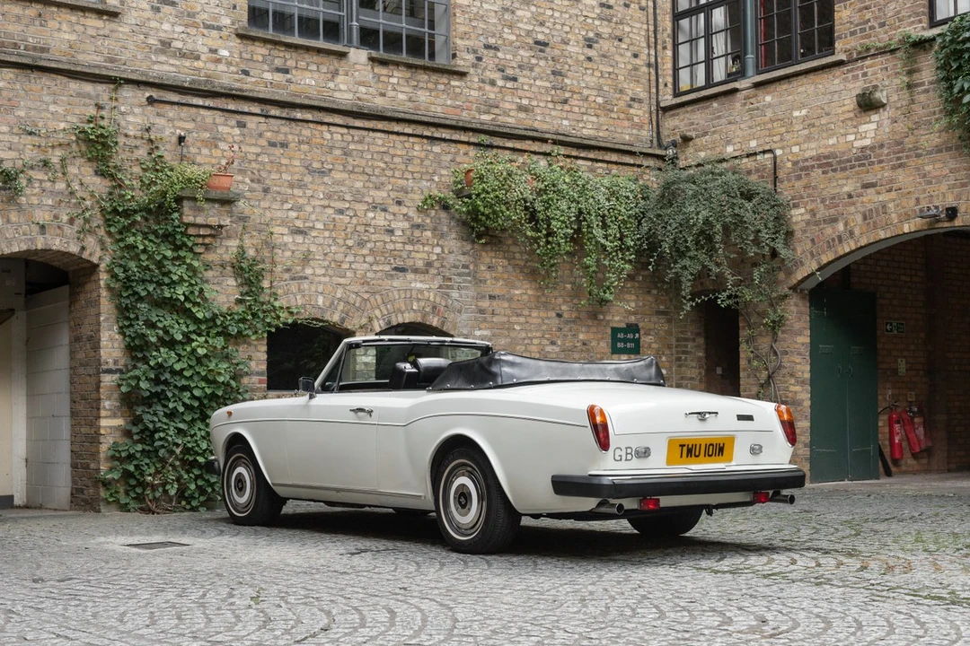 1981 Rolls-Royce Corniche Series I - Image 14 of 30