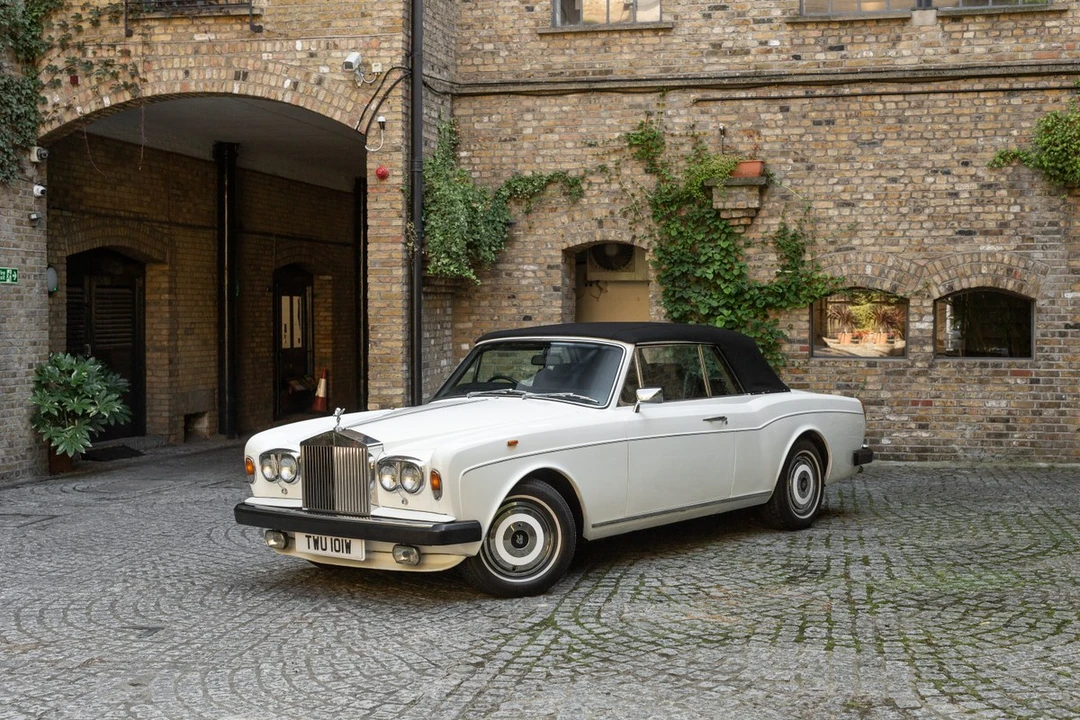 1981 Rolls-Royce Corniche Series I - Image 16 of 30