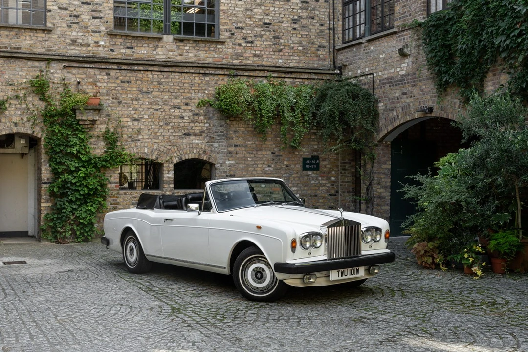 1981 Rolls-Royce Corniche Series I - Image 4 of 30