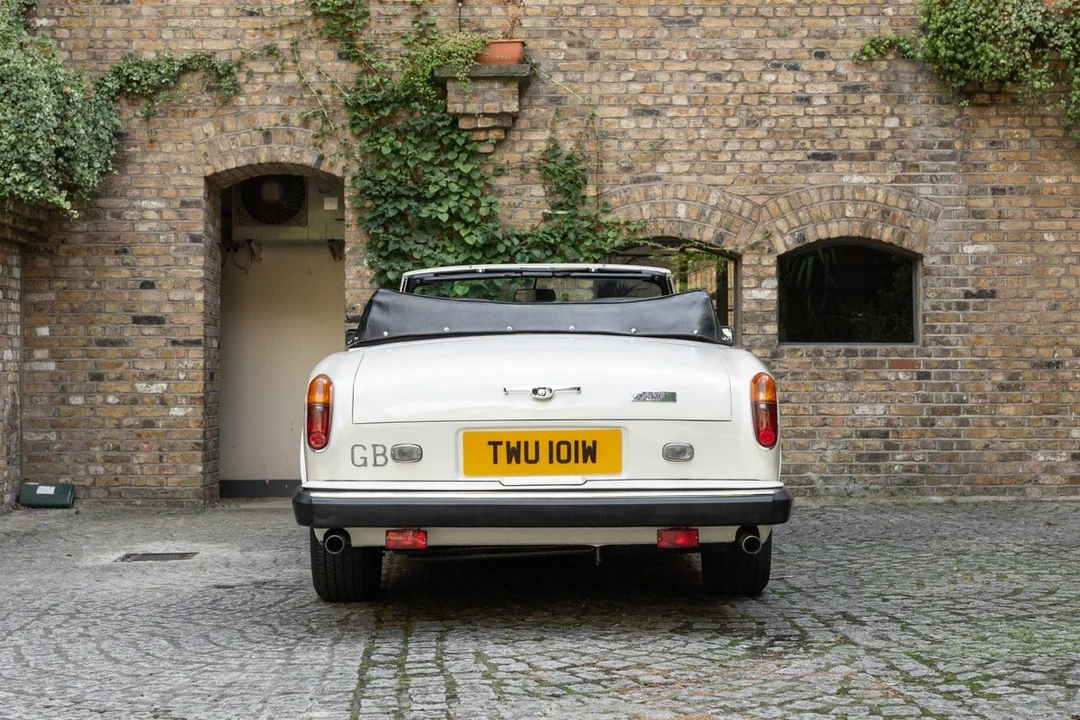 1981 Rolls-Royce Corniche Series I - Image 11 of 30