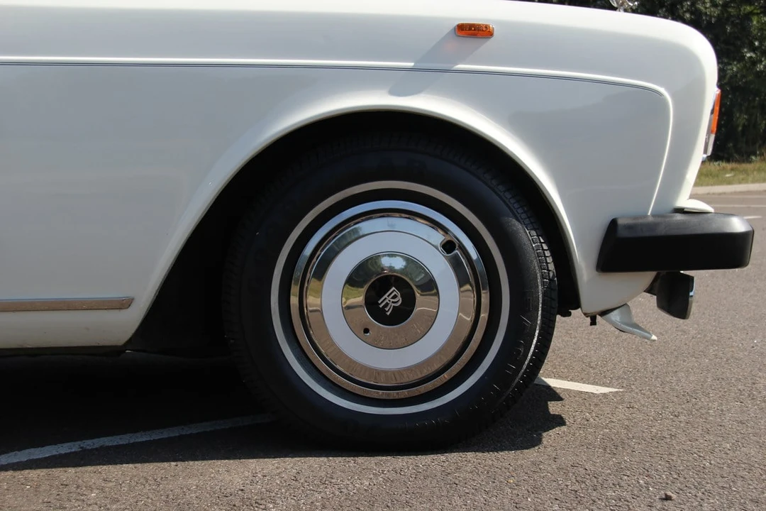 1981 Rolls-Royce Corniche Series I - Image 27 of 30