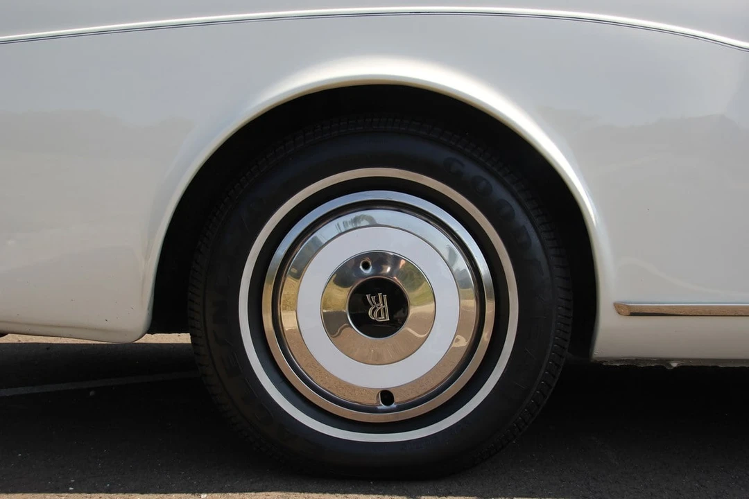 1981 Rolls-Royce Corniche Series I - Image 26 of 30