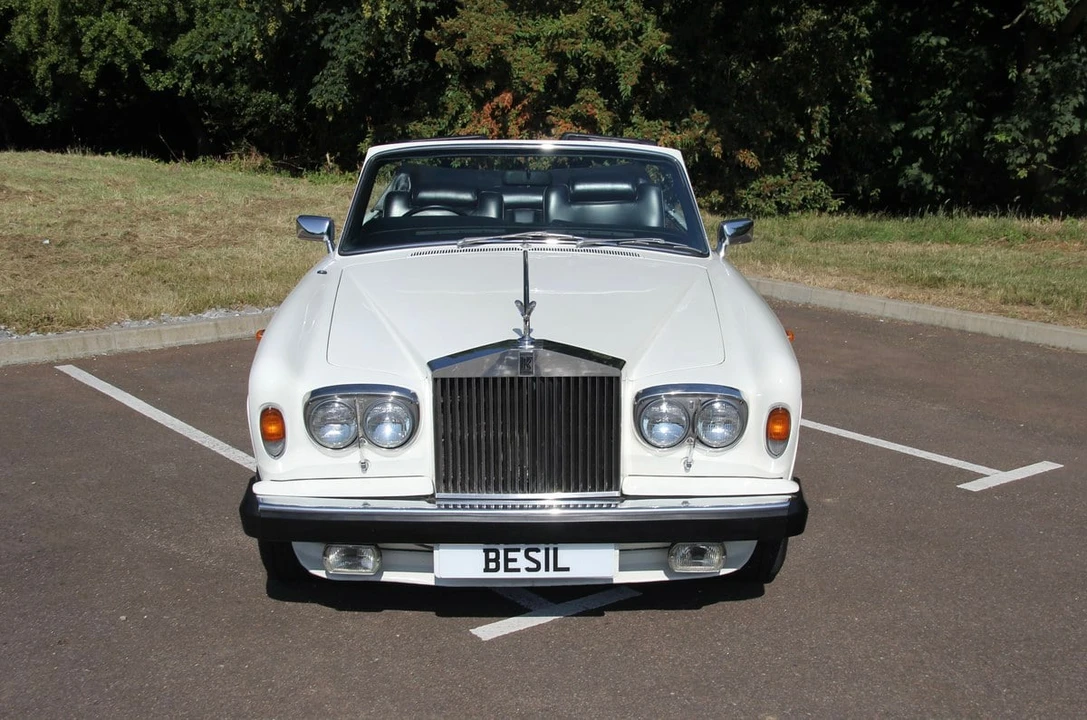 1981 Rolls-Royce Corniche Series I - Image 10 of 30