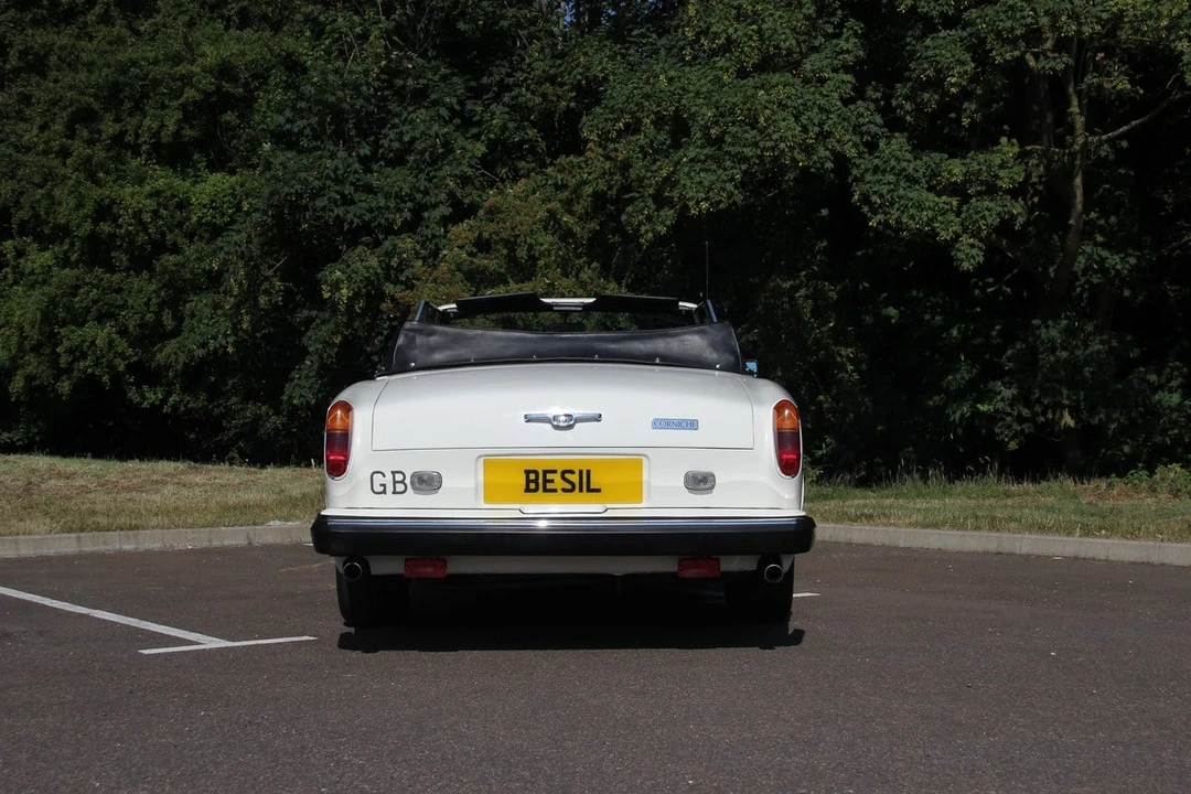 1981 Rolls-Royce Corniche Series I - Image 6 of 30