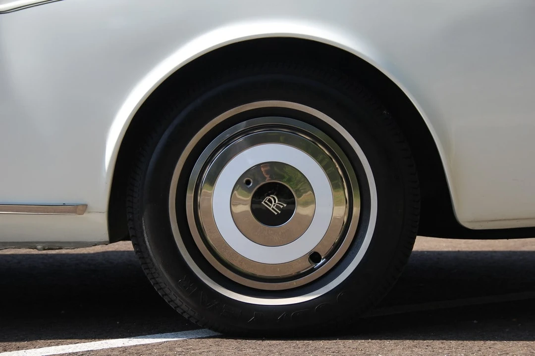 1981 Rolls-Royce Corniche Series I - Image 25 of 30