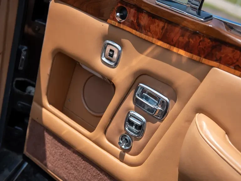 1981 Rolls-Royce Corniche Series I - Image 27 of 31