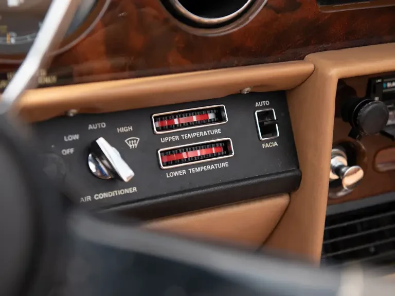 1981 Rolls-Royce Corniche Series I - Image 17 of 31