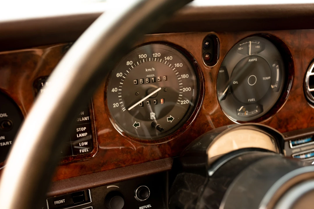 1981 Rolls-Royce Corniche Series I - Image 5 of 17