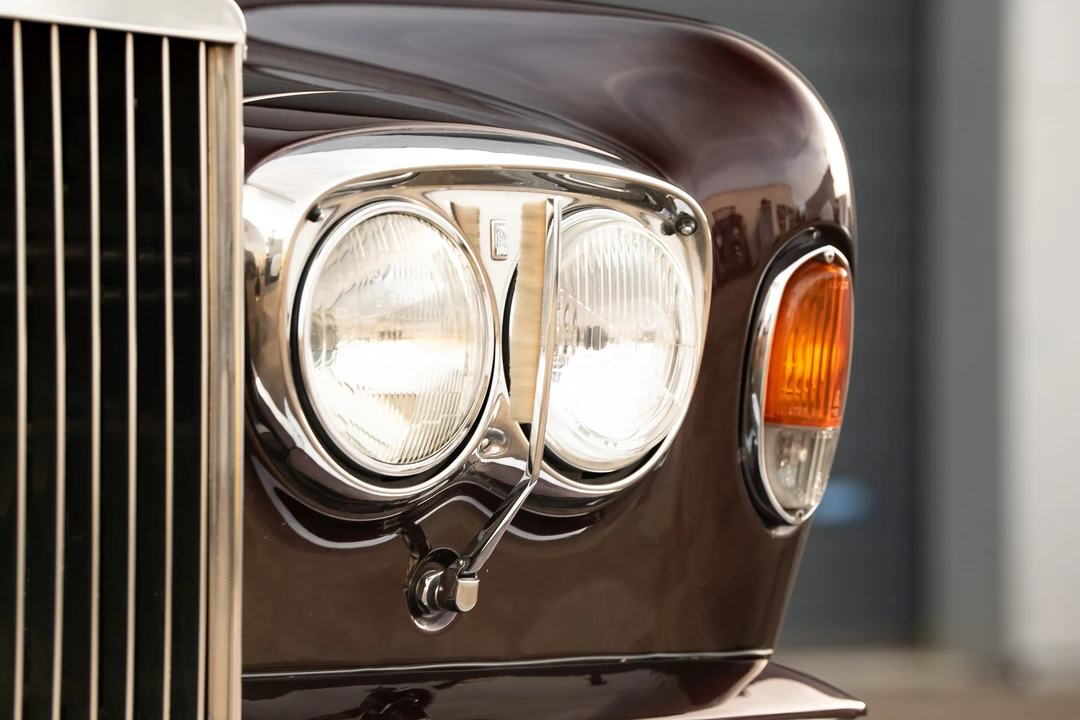 1981 Rolls-Royce Corniche Series I - Image 6 of 17