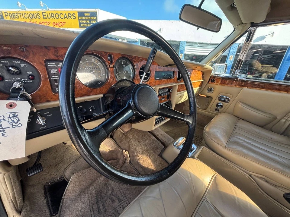 1981 Rolls-Royce Corniche Series I - Image 10 of 17