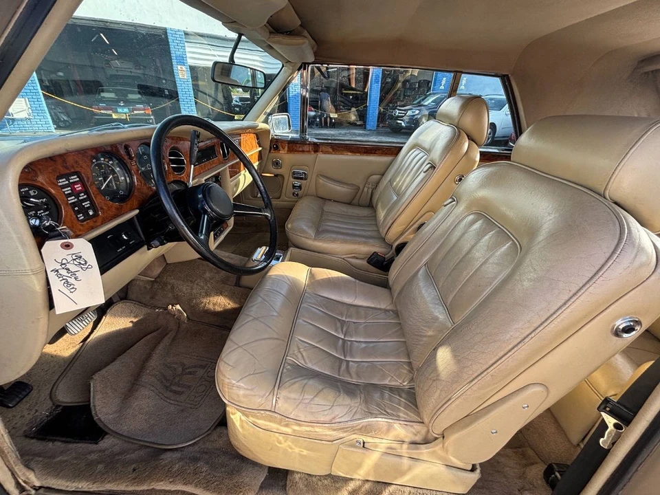 1981 Rolls-Royce Corniche Series I - Image 7 of 17