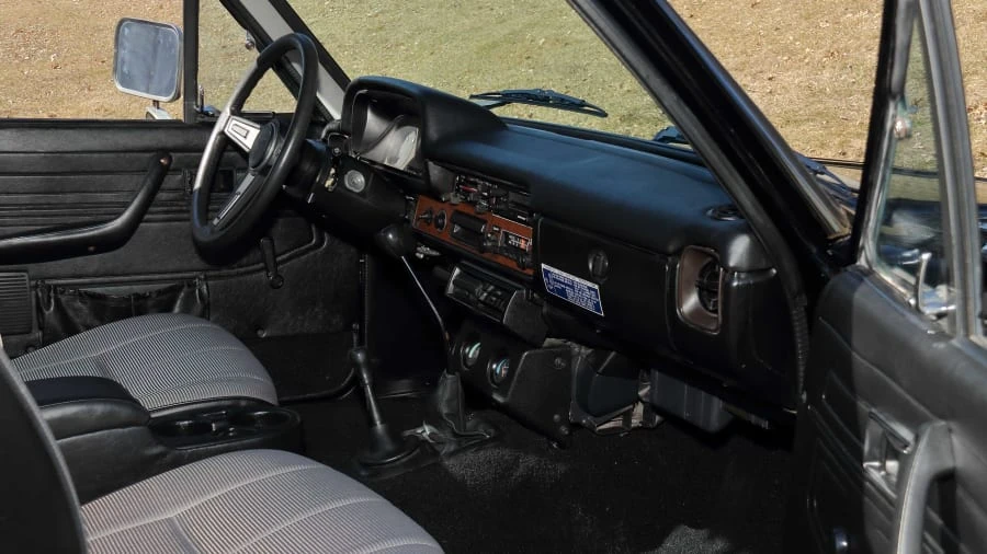 1981 Toyota Hilux 3rd Gen - Image 5 of 27