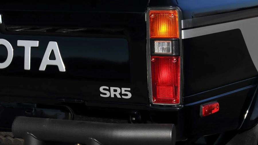 1981 Toyota Hilux 3rd Gen - Image 11 of 27