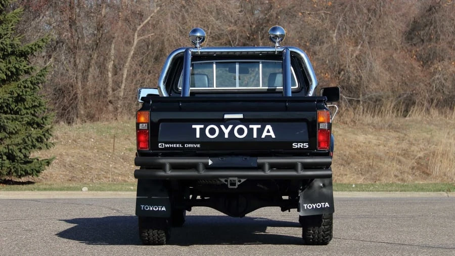 1981 Toyota Hilux 3rd Gen - Image 15 of 27