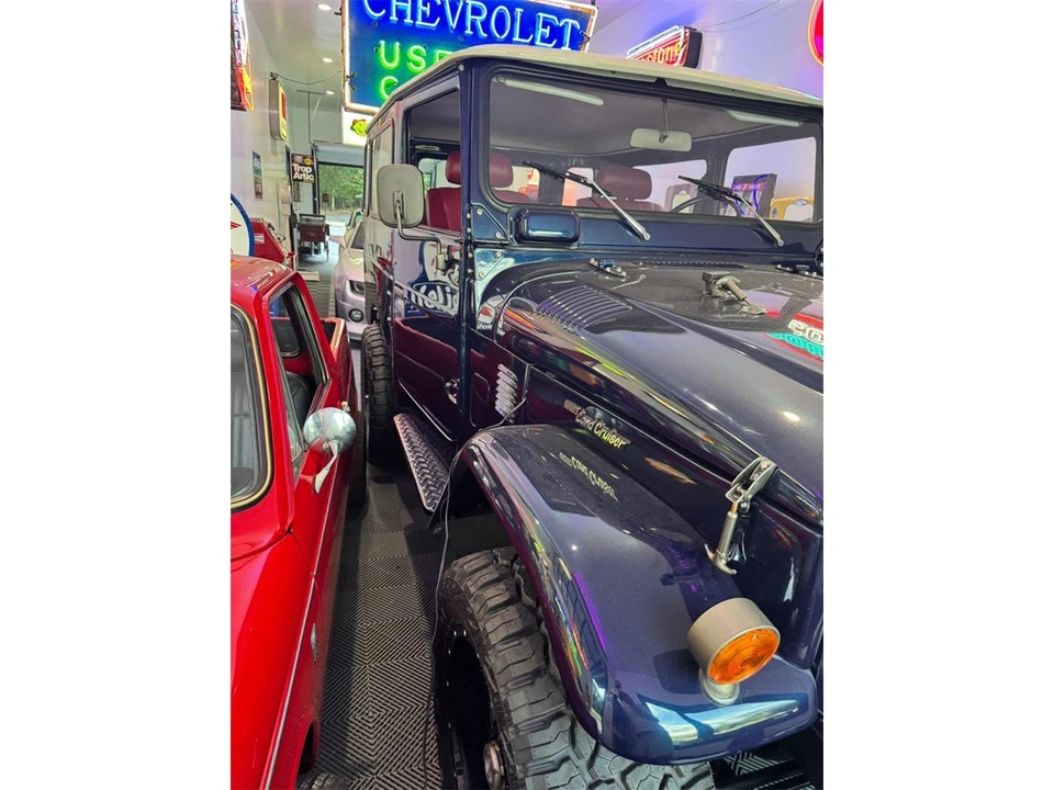 1981 Toyota J60 Land Cruiser - Image 11 of 30