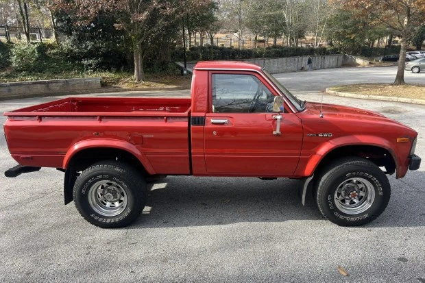 1981 Toyota Hilux 3rd Gen - Image 3 of 7