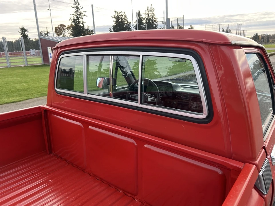 1981 Toyota Hilux 4th Gen - Image 12 of 21