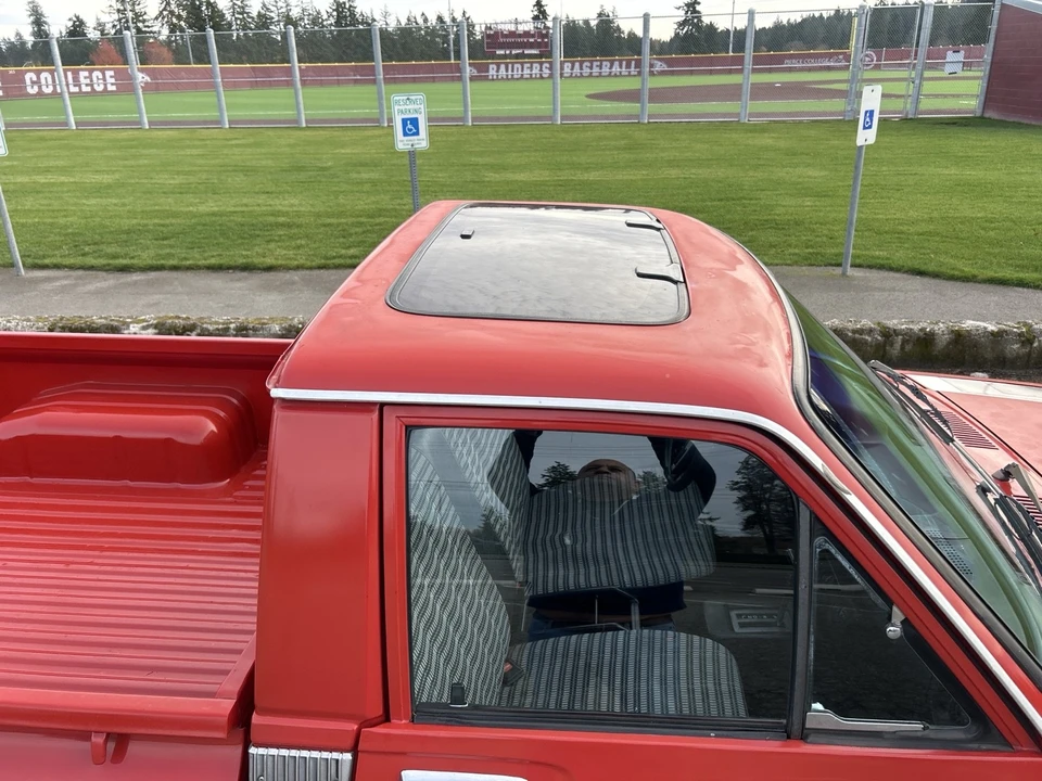 1981 Toyota Hilux 4th Gen - Image 10 of 21